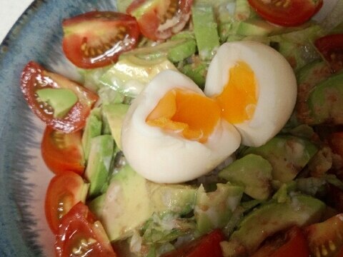 野菜たっぷり！簡単アボガド丼